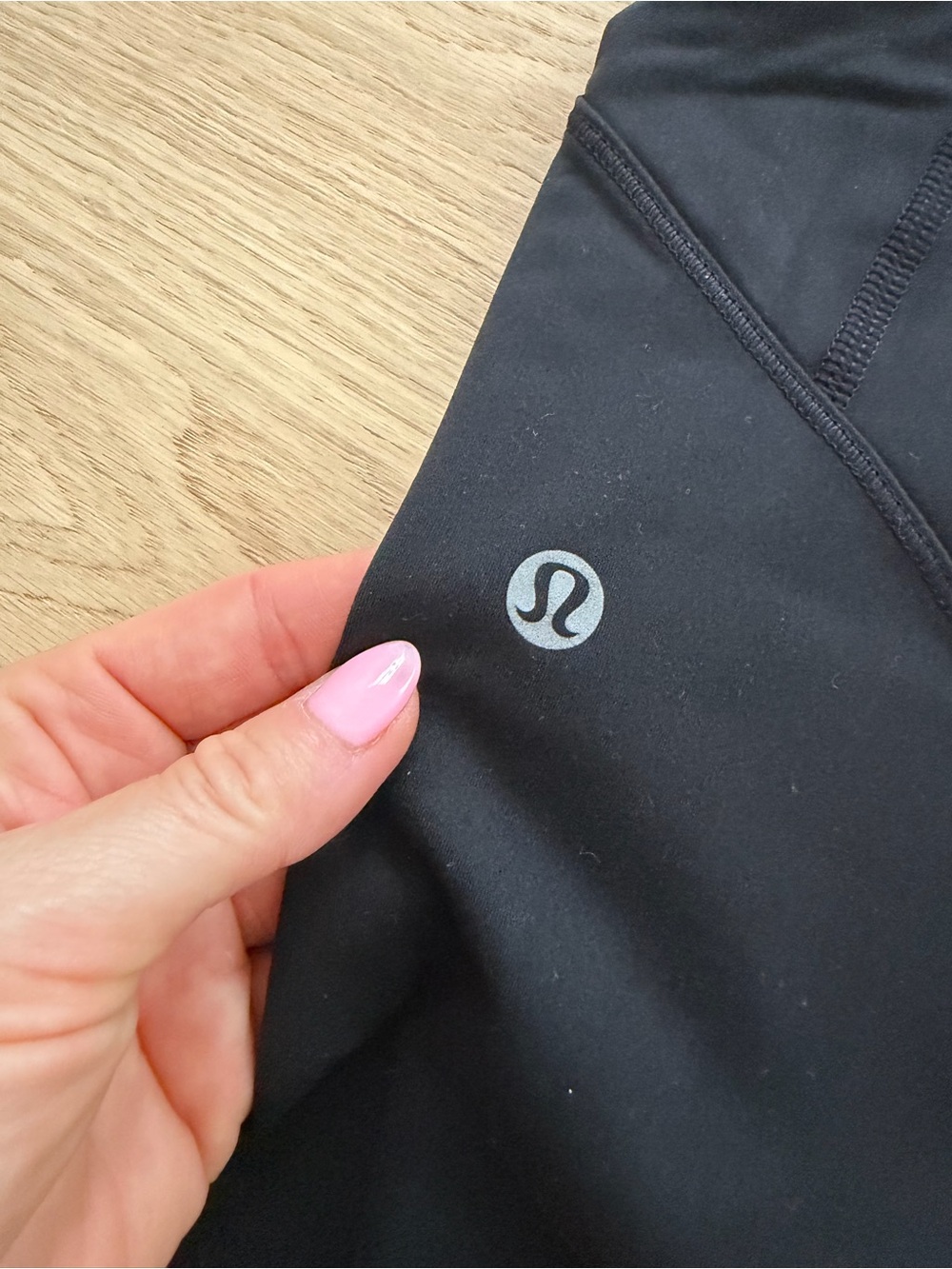 Lululemon FRESH TRACKS TIGHT - Picture 8 of 9